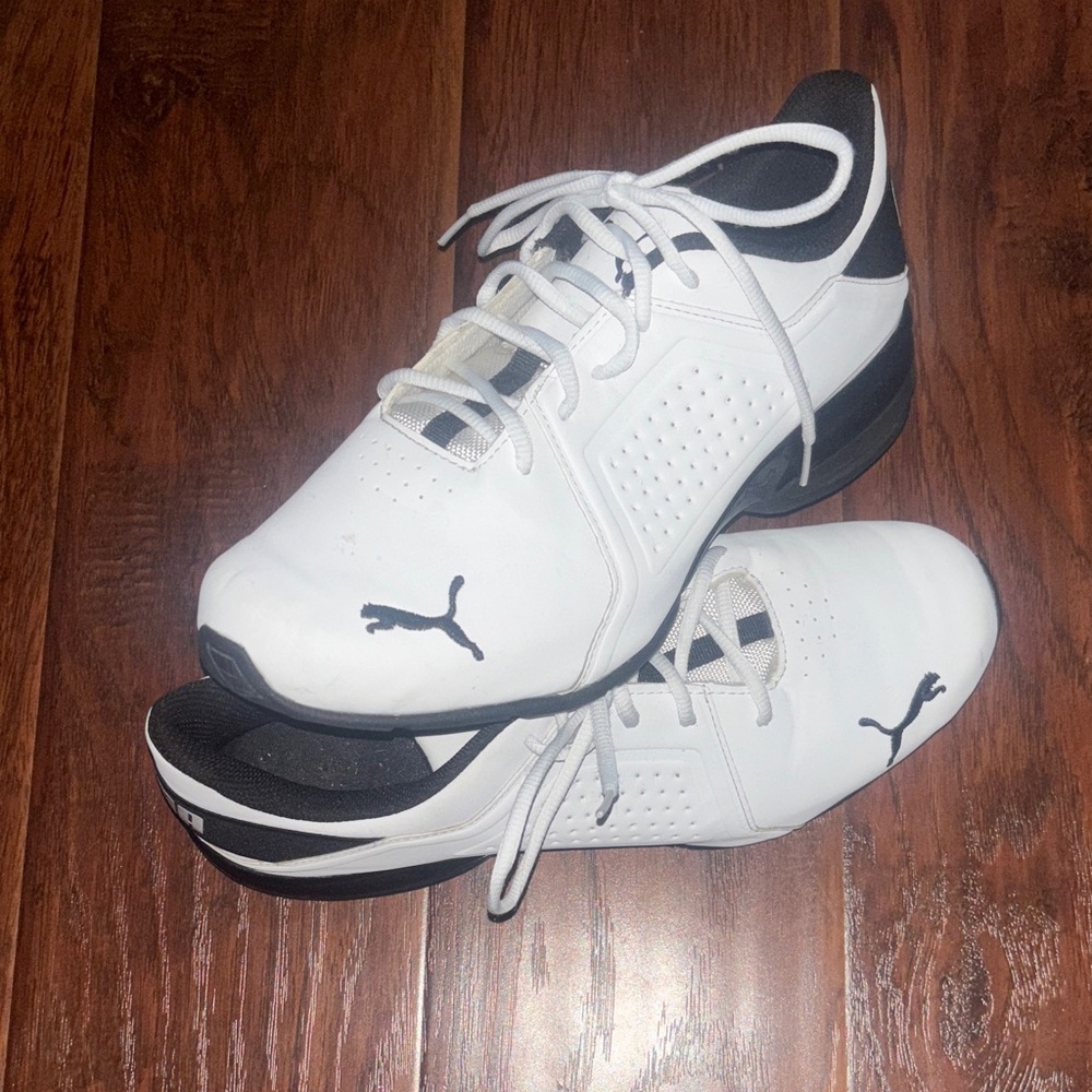 Puma Men's White and Black Athletic Shoes
